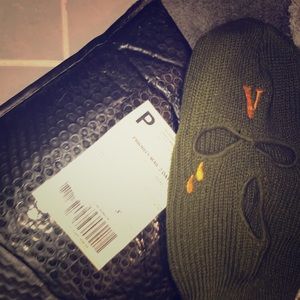 Vlone bundle (Friends Tee and mask)